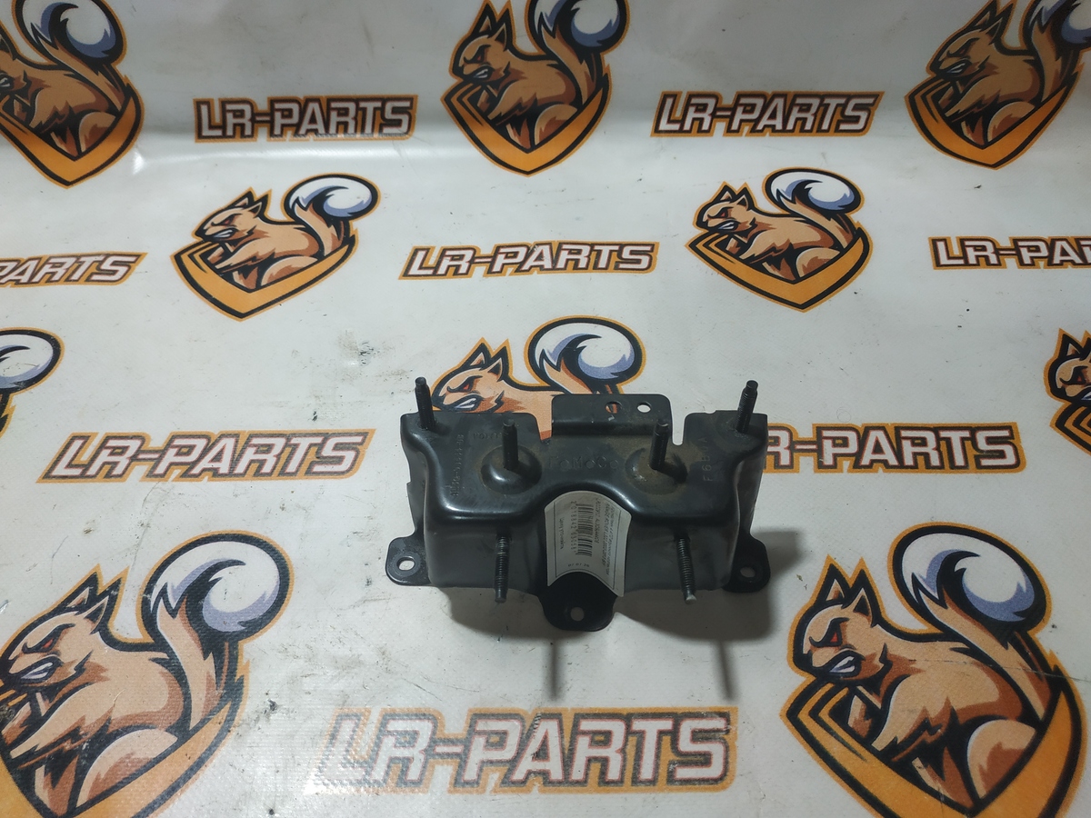 LR022912 Кронштейн 4.4TD впускного коллектора Range Rover L322 (2002-2012) Б/У